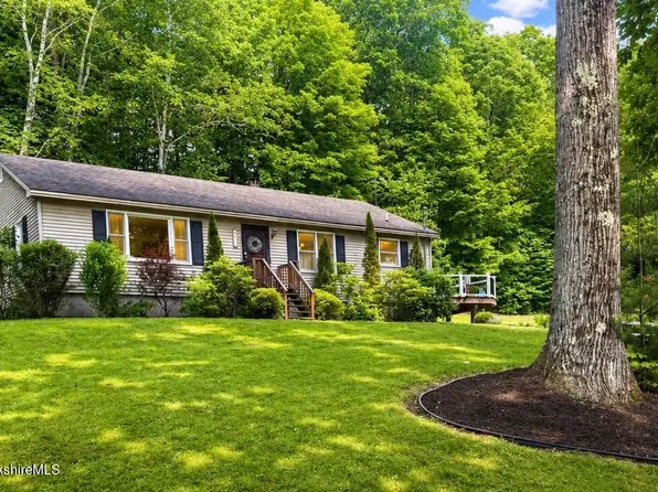 928 W Shaft Rd, North Adams, MA 01247