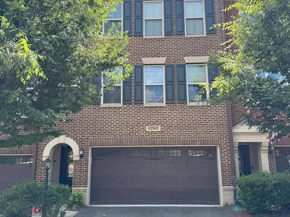 42565 Dreamweaver Dr, Ashburn, VA 20148