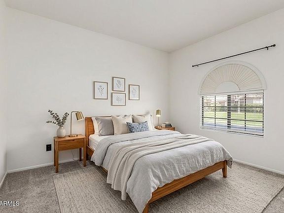 4th image of 930 N MESA Drive #1055