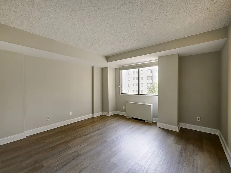 1245 13th St NW #606 — Photo 17