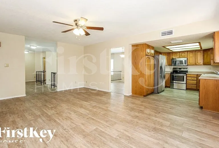 3361 W Phelps Rd — Photo 6