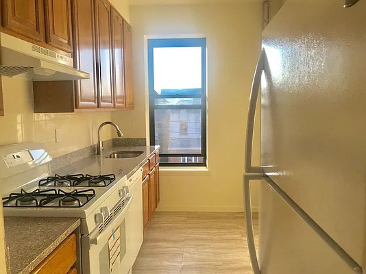Rented by Realty Nerd | media 3