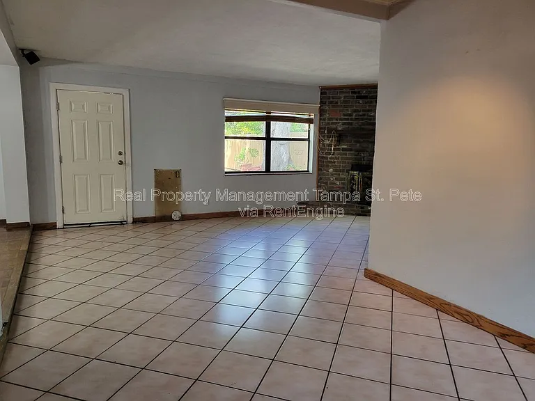 4311 S Thatcher Ave — Photo 20