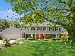 420 Anjou Dr, Northbrook, IL 60062