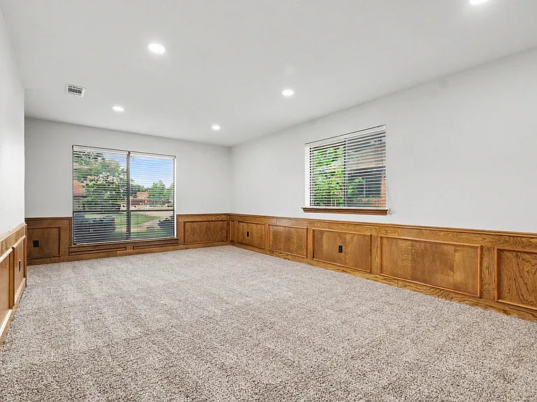 2313 Cliffside Dr — Photo 19