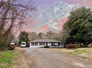 549 Harmony Grove Rd, Lilburn, GA 30047