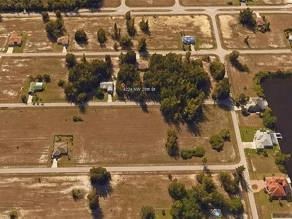 5th image of 4224 NW 25th St