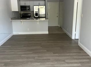 2701 Riverside Dr APT 203-B, Coral Springs, FL 33065