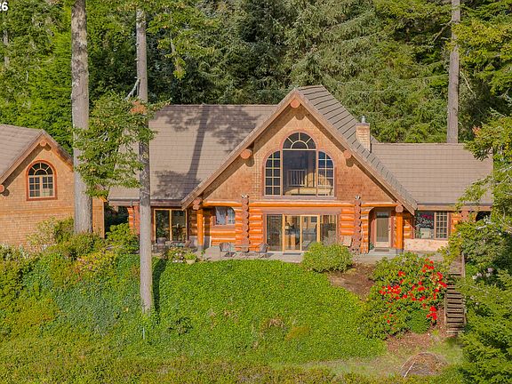 3rd image of 5441 Little Woahink Dr