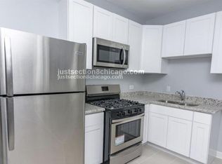 2552 E 76th St #1, Chicago, IL 60649