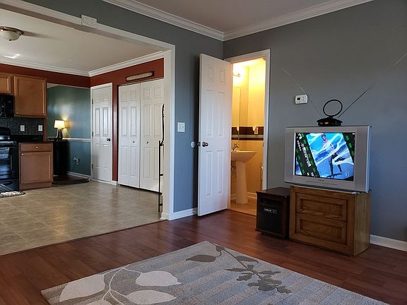 4th image of 134 Adler Rd