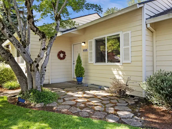 9305 SW Brooks Bend Pl, Portland, OR 97223