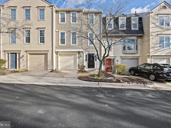 34 Fendall Ave, Alexandria, VA 22304