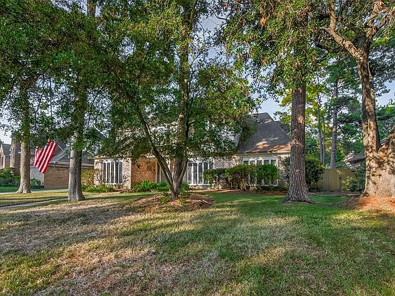 4th image of 9622 Fenchurch Dr