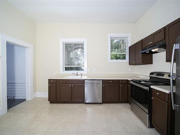 5th image of 3502 E 10th Ave
