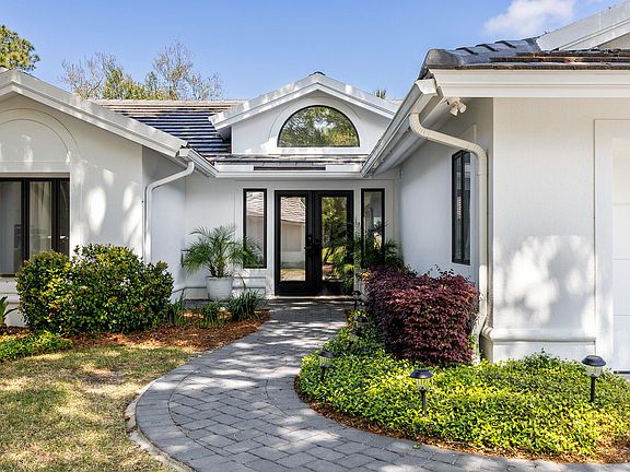 5th image of 8808 Saint Andrews Dr