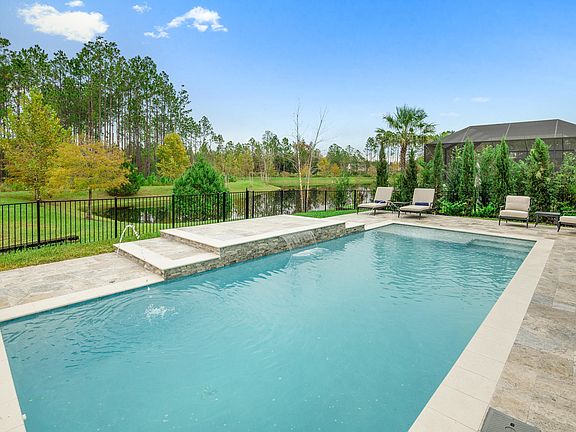 3rd image of 374 Freshwater Dr