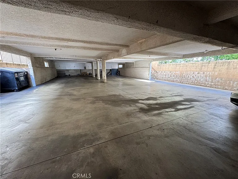 1236 W 8th St #8 — Photo 12