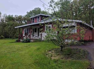 84 Island View Rd, Cohoes, NY 12047