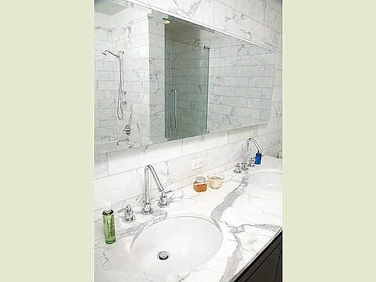 Rented by Sotheby's International Realty | media 17