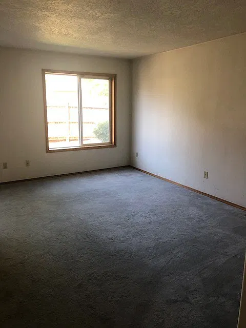 4221 Oak Street ~ Incredible Townhome — Photo 3