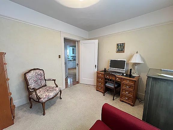 4th image of 67 Miramar Ave