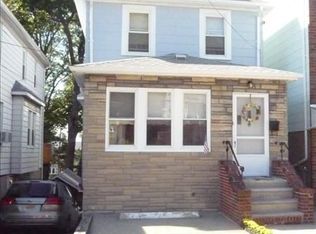 419 7th St, Fairview, NJ 07022