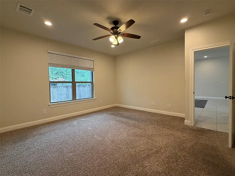 206 Fairway Cir — Photo 10