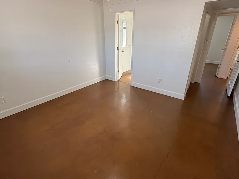 3419 E Turney Ave — Photo 20