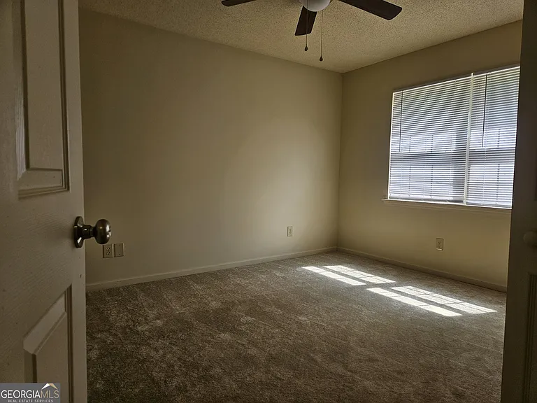 103 Simmons Rd — Photo 5