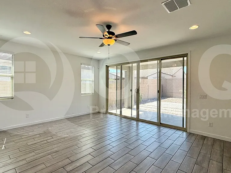 1659 W Paseo Way — Photo 6