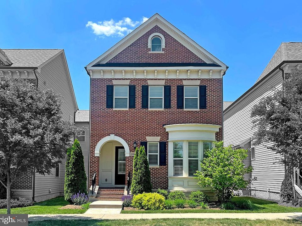 1st image of 20693 Holyoke Dr