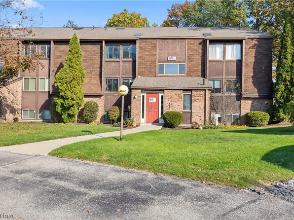 4645 Oakhill Blvd #201, Lorain, OH 44053