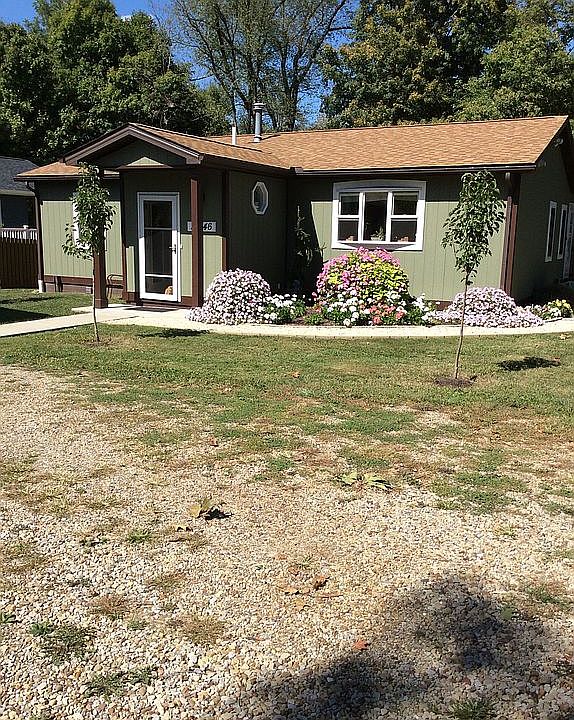 1st image of 33046 Charlton Dr