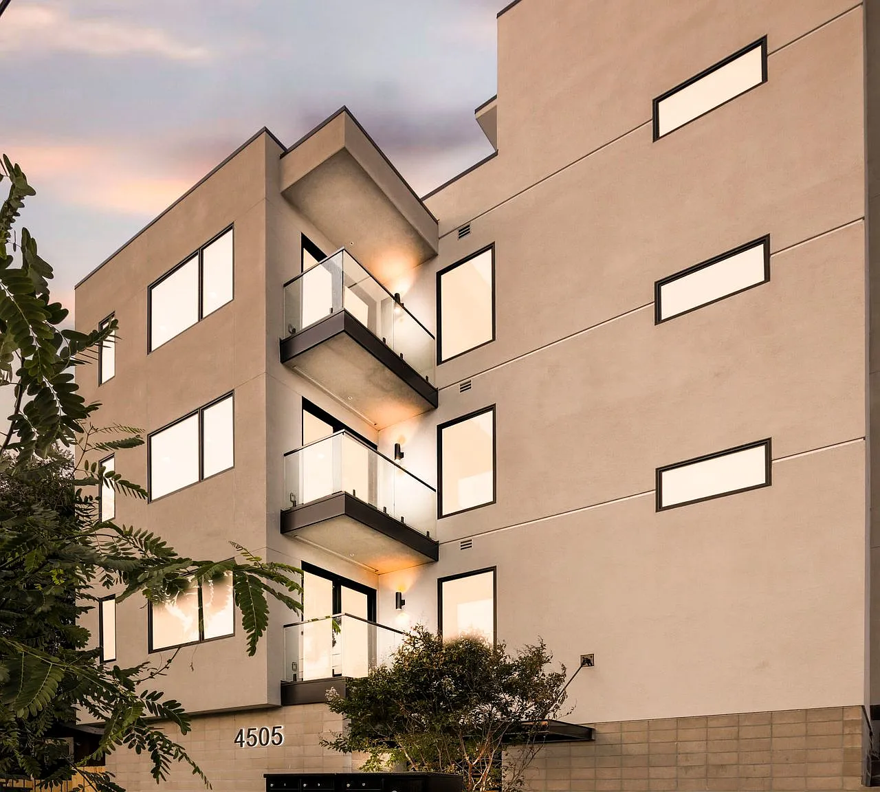 4505 Illinois Street - North Park's Newest Boutique Upscale Apartments — Photo 2