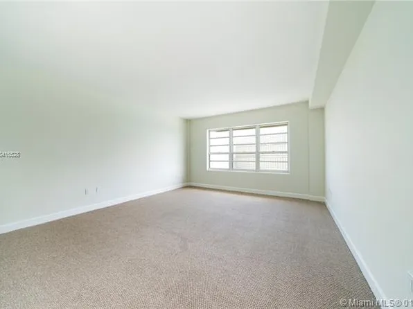 9100 W Bay Harbor Dr #8A, Bay Harbor Islands, FL 33154