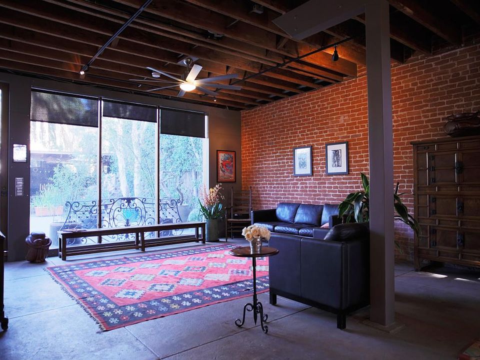 2. Living Room Looking East