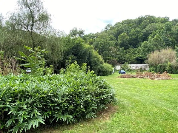 2500 Dry Creek Rd, Moss, TN 38575