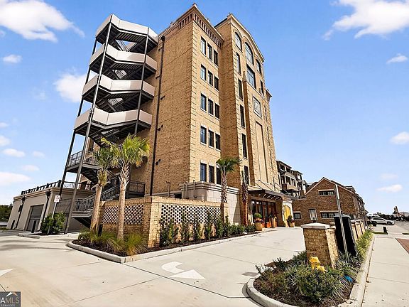 3rd image of 440 Geo Meyer Ave #5