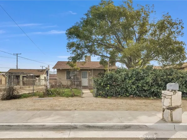 2542 Hall Ave, Riverside, CA 92509