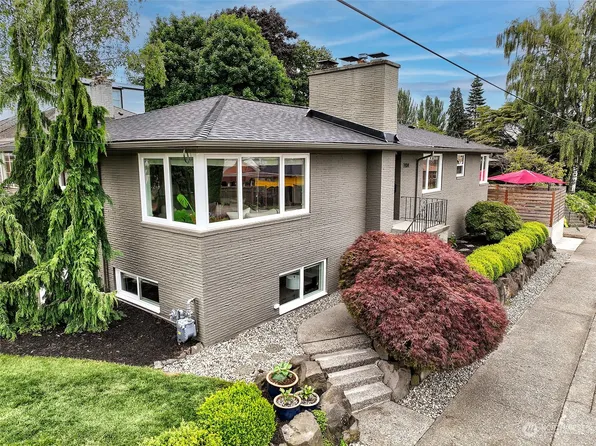 7904 41st Avenue SW, Seattle, WA 98136