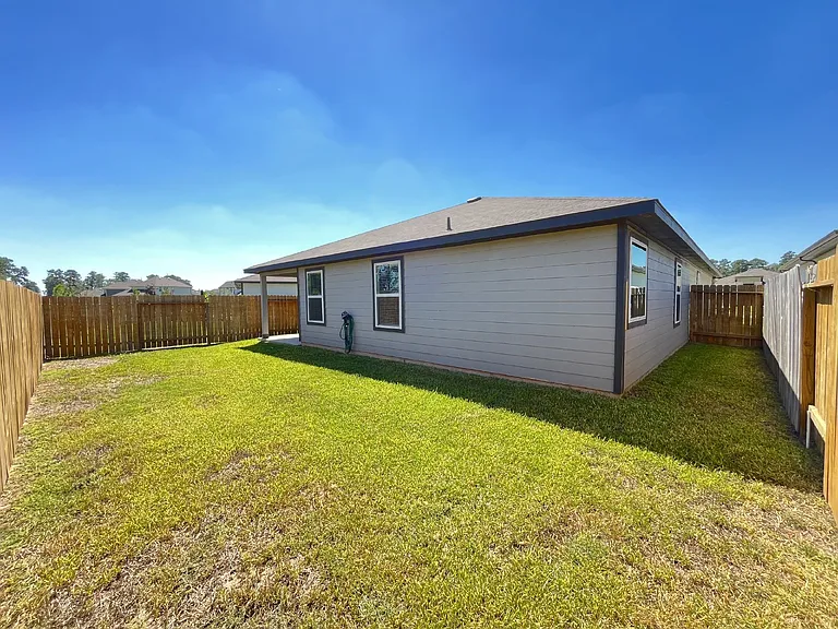 14206 Black Canyon Ln — Photo 20