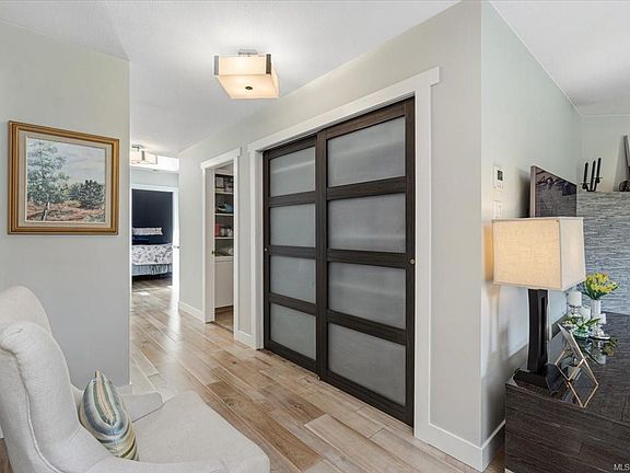 4th image of 529 Johnstone Rd #43