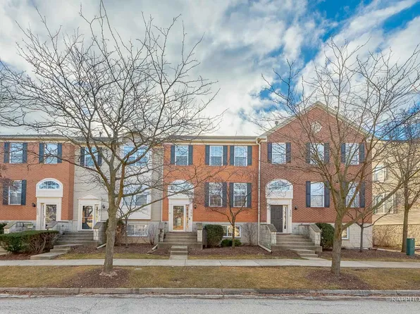 154 Willow Blvd, Willow Springs, IL 60480