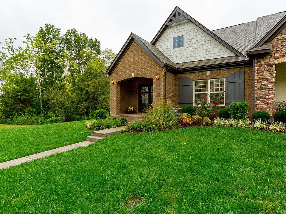 1st image of 328 Carellton Dr