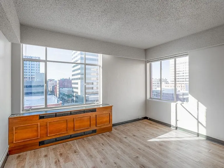 515 W Sprague Ave #515 — Photo 8