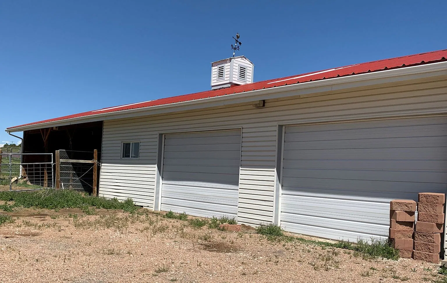 Small, Rustic Farmhouse - Available Now! — Photo 2