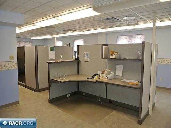 3rd image of 520 W 41st St