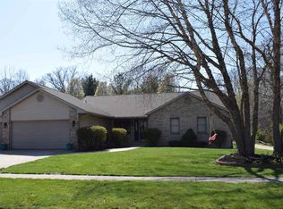 517 Missionary Ridge Dr, Springfield, IL 62711