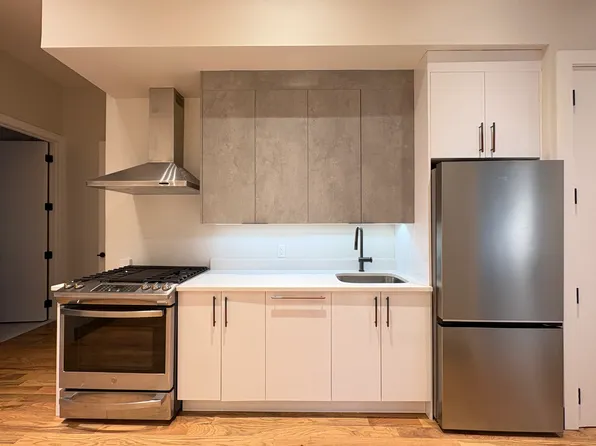 604 Palisade Avenue image 1 of 12